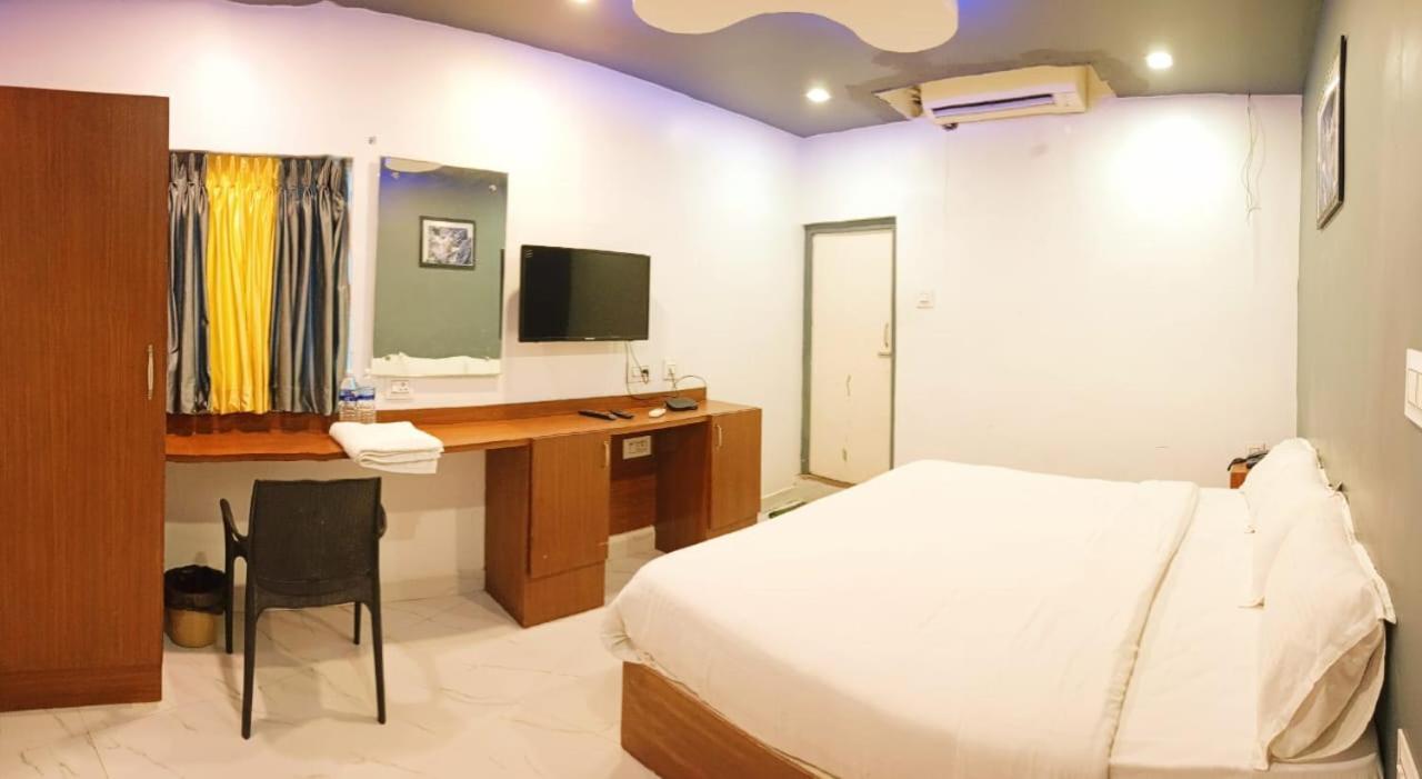 The Serenity Elite Seaview Puducherry Exterior foto